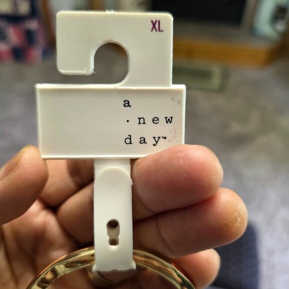 a new day womens round buckle belt size XL NWT - Picture 2 of 2